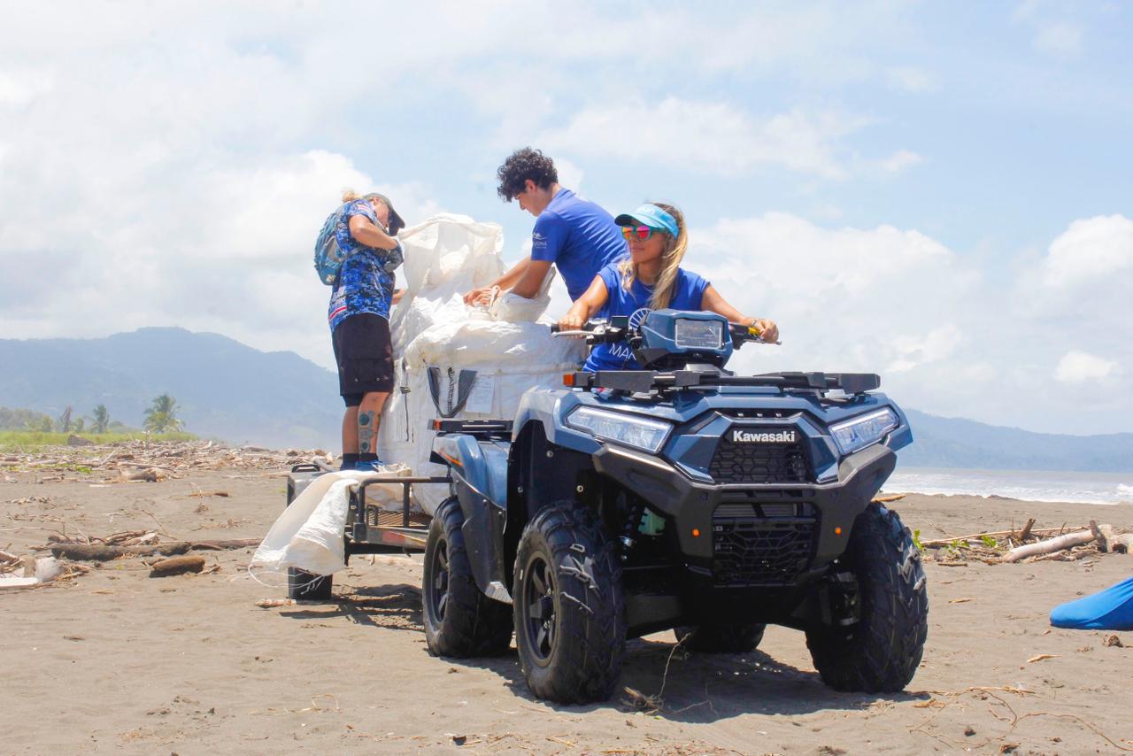 Red Motors invita a motociclistas y dueños de mulas y cuadraciclos a unirse a limpieza de playa Guacalillo